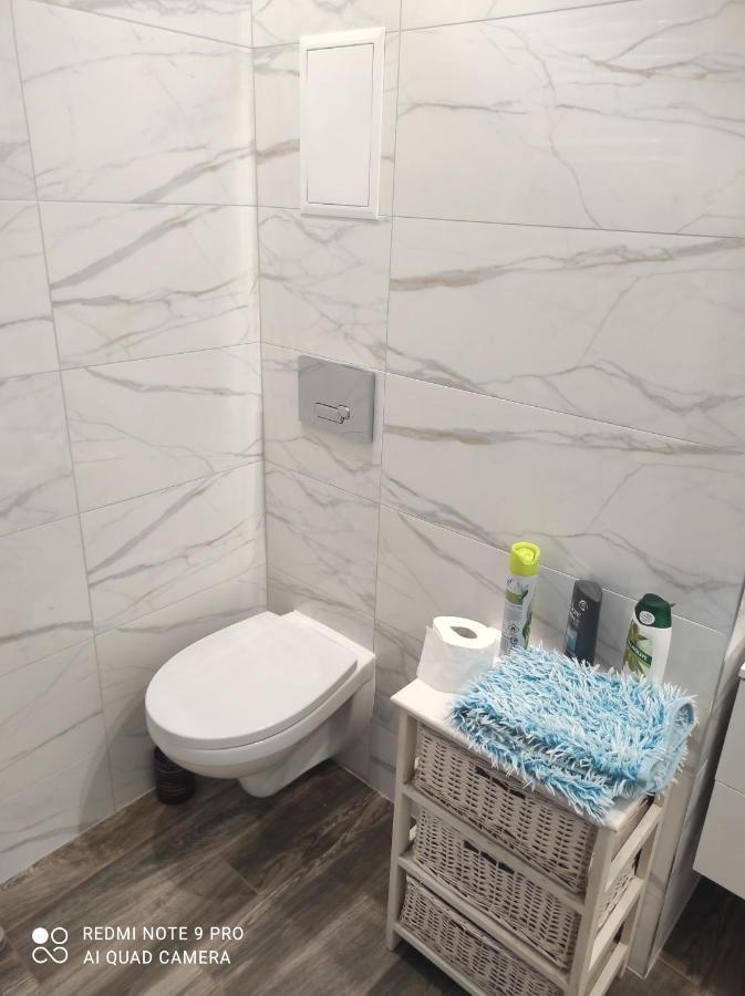 Apartamenty Centrum วาลบ์จิก ภายนอก รูปภาพ