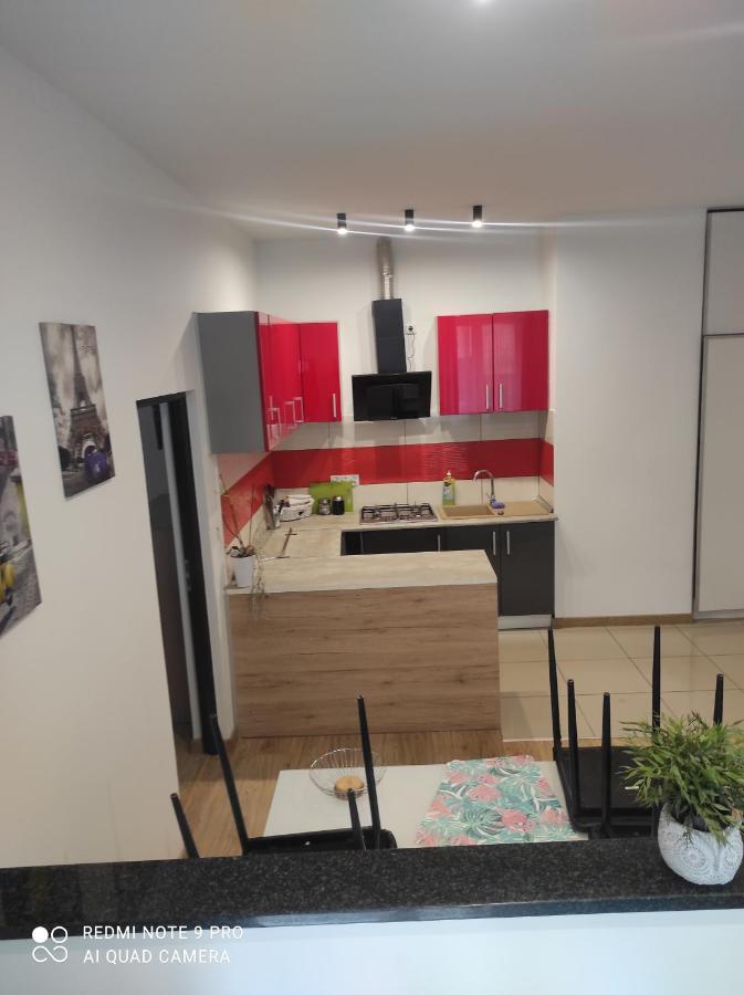 Apartamenty Centrum วาลบ์จิก ภายนอก รูปภาพ
