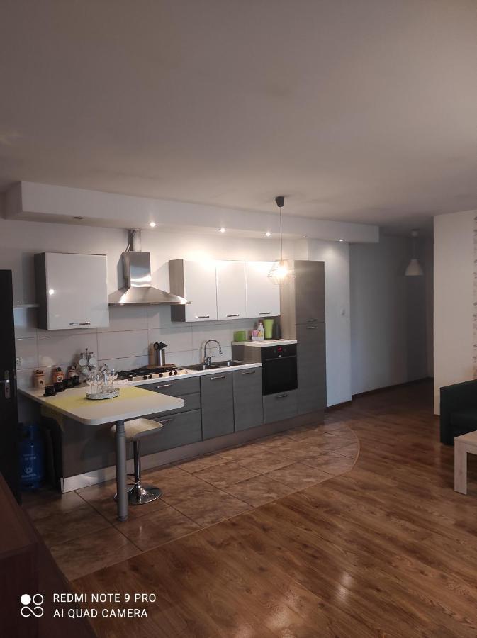 Apartamenty Centrum วาลบ์จิก ภายนอก รูปภาพ