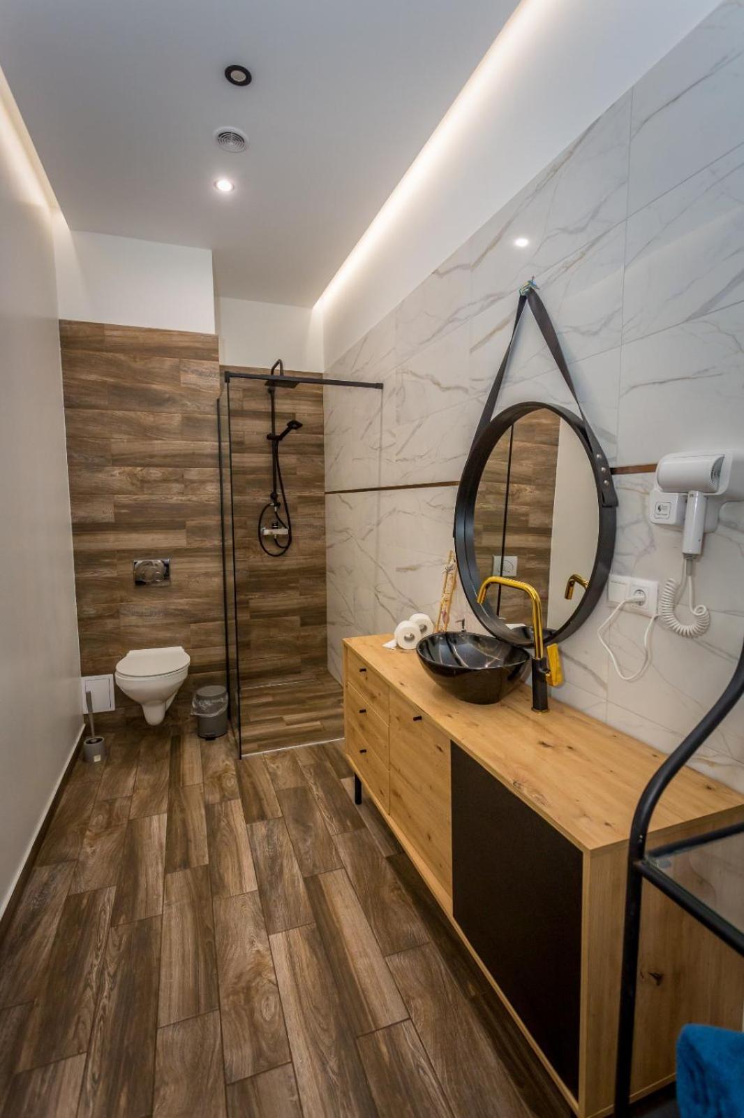 Apartamenty Centrum วาลบ์จิก ห้อง รูปภาพ